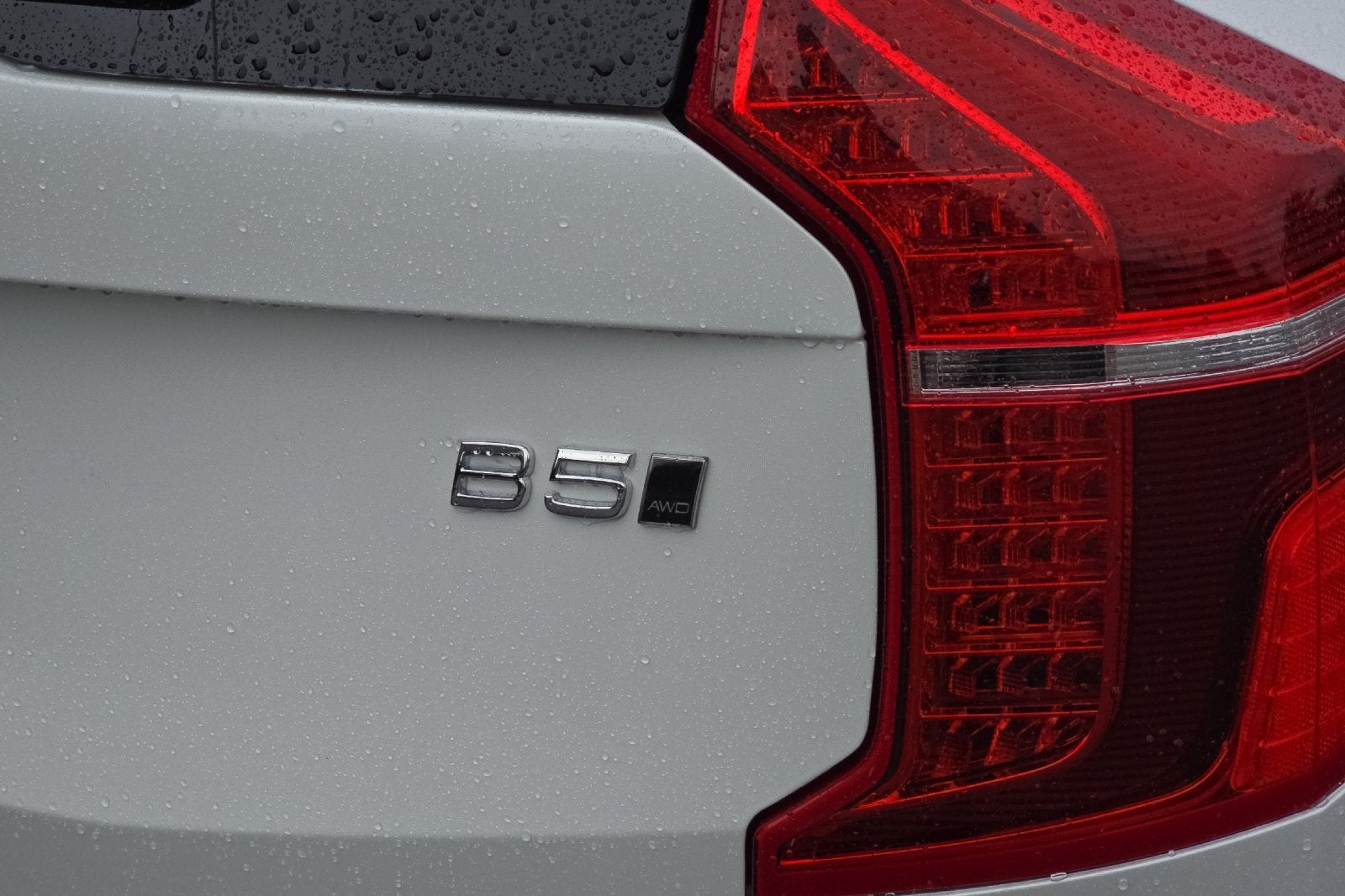2023 Volvo XC90 B5 Plus