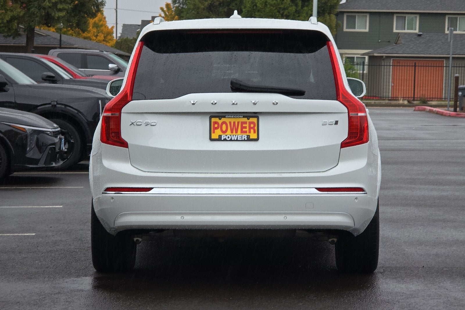 2023 Volvo XC90 B5 Plus