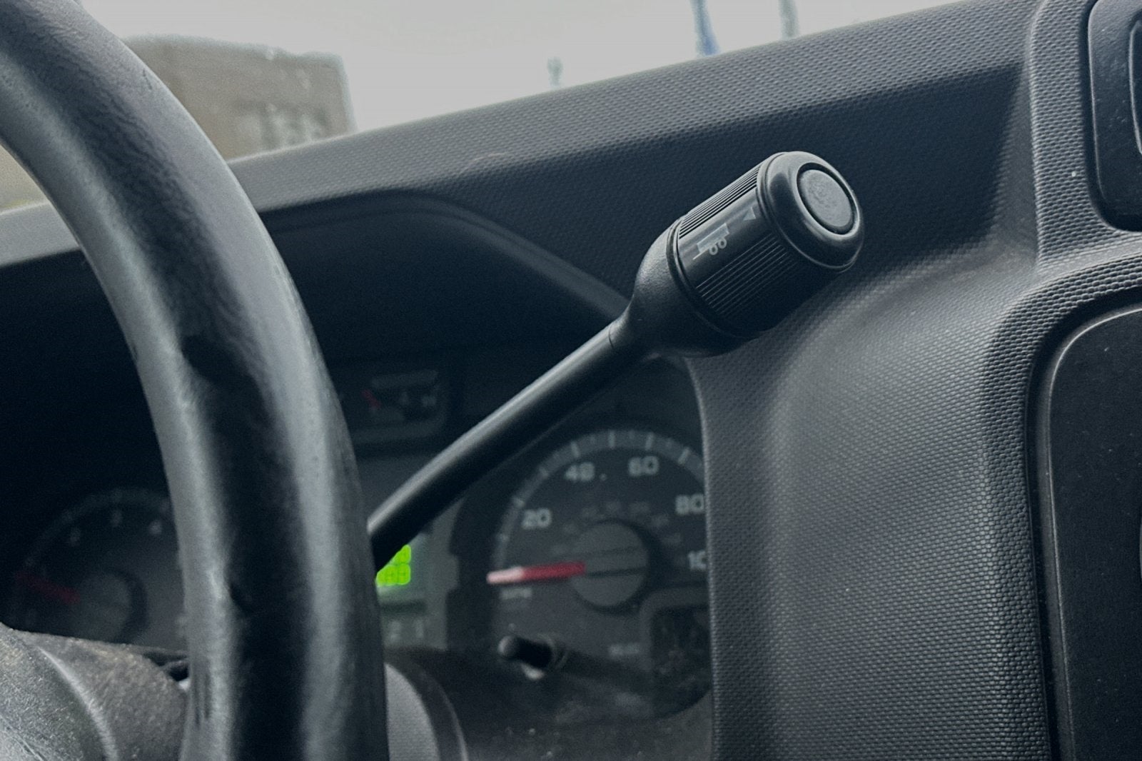 2011 Ford E-350SD 14 FT Power Lift Gate