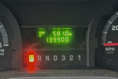 2011 Ford E-350SD 14 FT Power Lift Gate